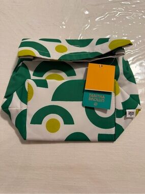 Tabitha Brown Green & White Patterned Lunch Bag.